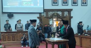 Ketua DPRD-Pati Lantik PAW Pengganti Agus Rofi’i