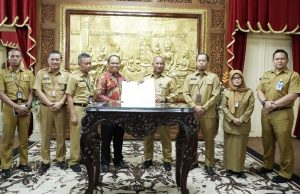Pj Bupati Pati Teken NPHD Pilkada 2024