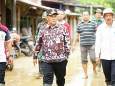 Dua Tanggul Jebol, Pj Bupati Tinjau Lokasi Rumah Warga Terdampak Banjir