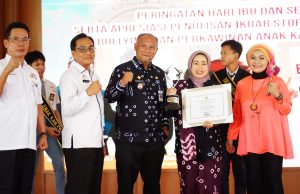 Peringati Hari Ibu, Pemkab Pati Apresiasi Penulisan Ikrar Stop Kekerasan Anak