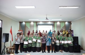 Pj Bupati Pati Serahkan Penyaluran BAAS CSR dari Bank Jateng Cabang Pati