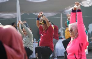 Jelang Pesta Demokrasi, Pj Bupati Senam Bersama Petugas Pemilu