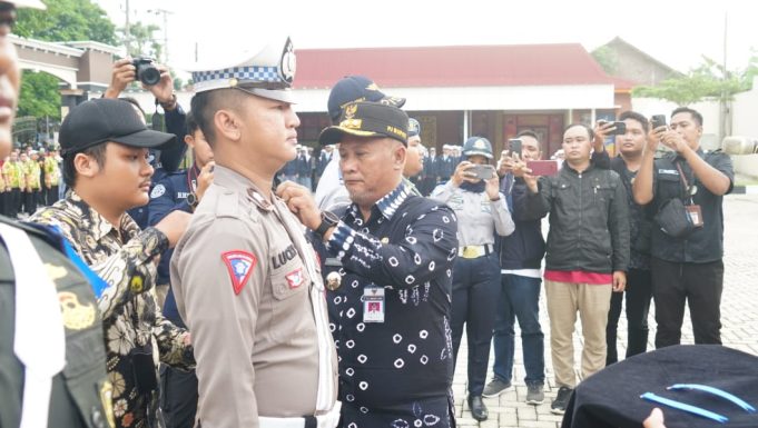 Pj Bupati Pimpin Apel Gelar Pasukan Ops Keselamatan Lalu Lintas Candi 2024 dan Aksi Keselamatan Jalan