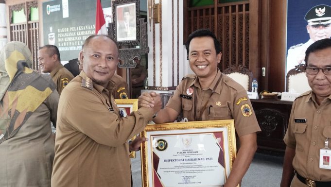 Pj Bupati Tekankan Penyerapan Tenaga Kerja Jadi Solusi Penanganan Kemiskinan Ekstrem