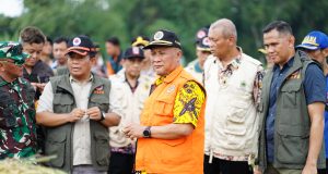 Kunjungi Pati, BNPB Akui Alihkan Hujan ke Laut Melalui Rekayasa Cuaca