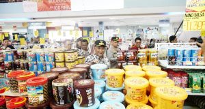 Jelang Hari Raya, Pj Bupati Pantau Harga Kebutuhan Pokok