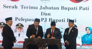Hadiri Serah Terima Jabatan, Sudewo Berkomitmen Tingkatkan Capaian Prestasi Kabupaten Pati