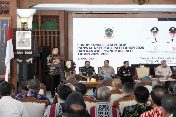 BUPATI HADIRI FORUM KONSULTASI PUBLIK RANWAL RKPD DAN RPJMD KABUPATEN PATI