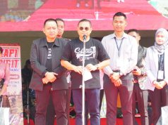 Bupati Pati Berikan Bantuan untuk Siswa SMA/SMK Kurang Mampu