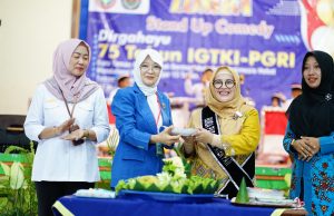 Hadiri HUT IGTKI-PGRI, Bunda PAUD Berharap Para Pendidik TK Agar Lebih Inovatif