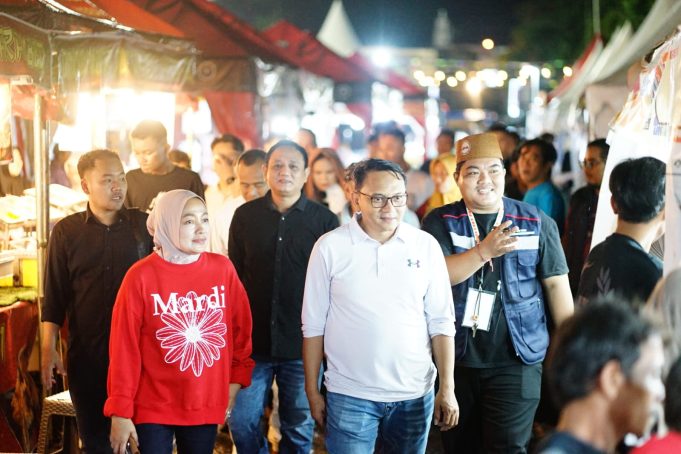 Ngabuburide Meriahkan Festival Ramadan Pati