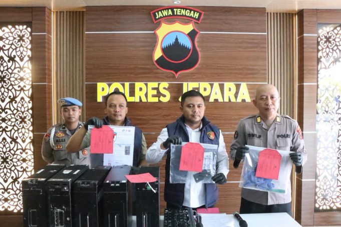 Polres Jepara Berhasil Ungkap Kasus Pencurian Baterai Lithium di Tower Pakis Aji