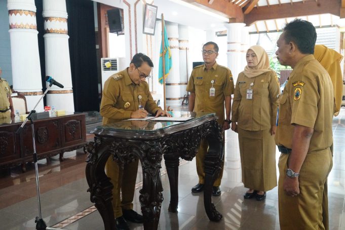 Isi Kekosongan, 242 Kepala UPTD Satuan Pendidikan Resmi Dikukuhkan
