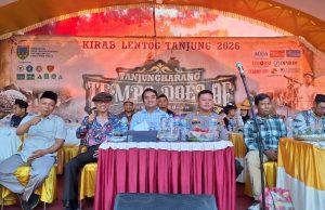 Kirab Lentog Tanjung 2026 Angkat Tema “Tanjungkarang Tempo Doeloe”, Ribuan Warga Padati Jalan Desa