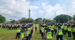 843 Persone Kepung Alun-Alun Pati, Polresta Pilih Dialog Saat Aksi BRIS Menggelar Unjuk Rasa