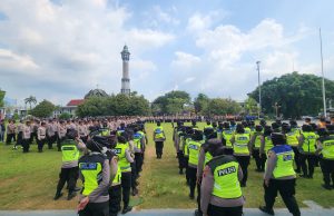 843 Persone Kepung Alun-Alun Pati, Polresta Pilih Dialog Saat Aksi BRIS Menggelar Unjuk Rasa