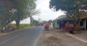 DPUTR Pati Kebut Rehabilitasi Jalan Winong–Jakenan, Progres Pelapisan Aspal Capai 30 Persen