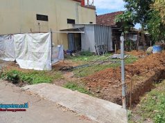 Polemik Makam Gribig Berlanjut, Ahli Waris Mulai Bangun Penutup Area Makam