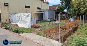 Polemik Makam Gribig Berlanjut, Ahli Waris Mulai Bangun Penutup Area Makam