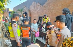 Pria Ditemukan Meninggal Dunia di Taman Menara Kudus, Diduga Kelelahan dan Dehidrasi Berat