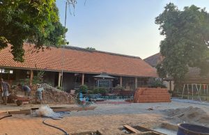 Proyek Miliaran Kok Pakai Genteng Bekas? Revitalisasi SDN 1 Getassrabi Kudus Tuai Polemik