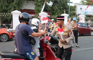 Merah Putih Berkibar Serentak! Polresta Pati Sebar 11.000 Bendera Jelang HUT RI ke-81