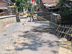 Jembatan Perbatasan Kudus-Jepara Ambrol, Akses Warga Terganggu; Pemkab Usulkan Perbaikan Lewat Program Jembatan Garuda
