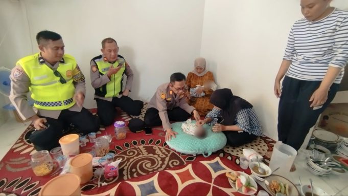 Warga Jati Kudus Digegerkan Temuan Bayi Laki-laki Hidup di Kebun Pisang