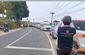 Diduga Keracunan MBG, 29 Ambulans Dikerahkan Evakuasi Lebih dari 100 Siswa di Gembong