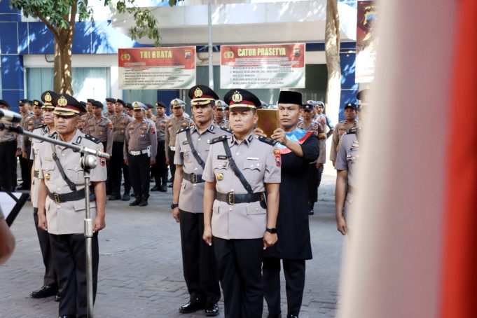 Empat Pejabat Utama Polres Kudus Berganti! Kapolres AKBP Wahyu Sulistyo Beri Pesan Tegas kepada Pejabat Baru