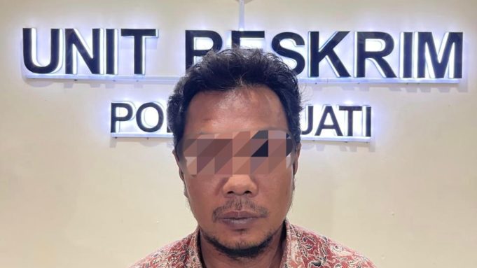 Ngaku Pegawai BTL, Pria di Kudus Rau Pegawai BTL, Pria di Kudus Raup Rp8,55 Juta Lewat Modus Pasang Listrik Bersubsidi, 7 Warga Jadi Korban!